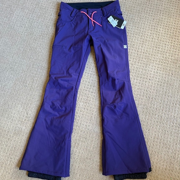 Womens DC Snow pants, Purple Size Medium - Picture 1 of 9